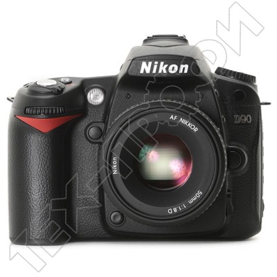 ������ Nikon D90